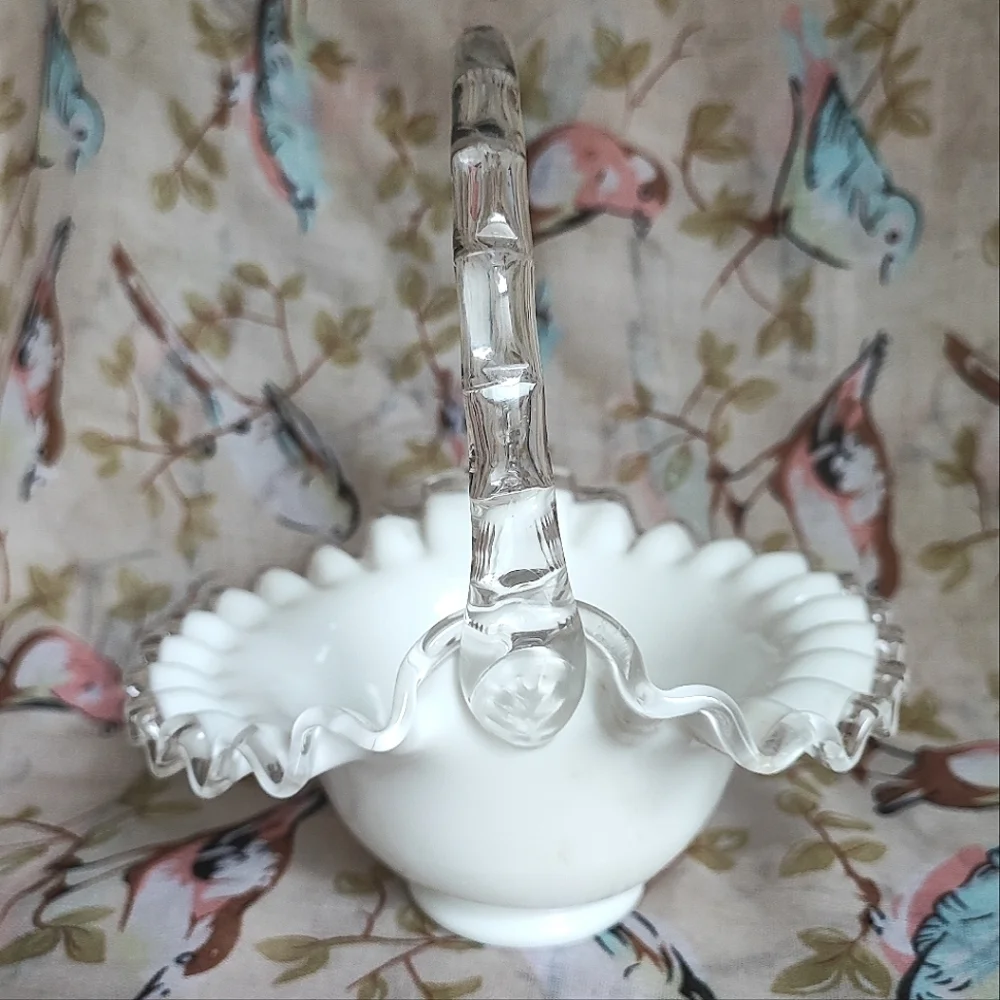 FENTON Silvercrest Silver Crest Ruffled Edge Glass Easter Bridal Basket *FLAW*